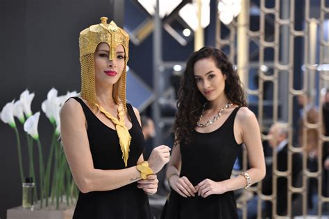 Istanbul Jewelry Show: Kılıç Ali’s Dazzling Display and Its Impact on Turkey's Gem Trade